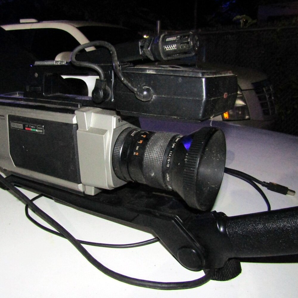 Panasonic Omnipro Video Camera PK-801 with Viewfinder For Parts Only UNTESTED